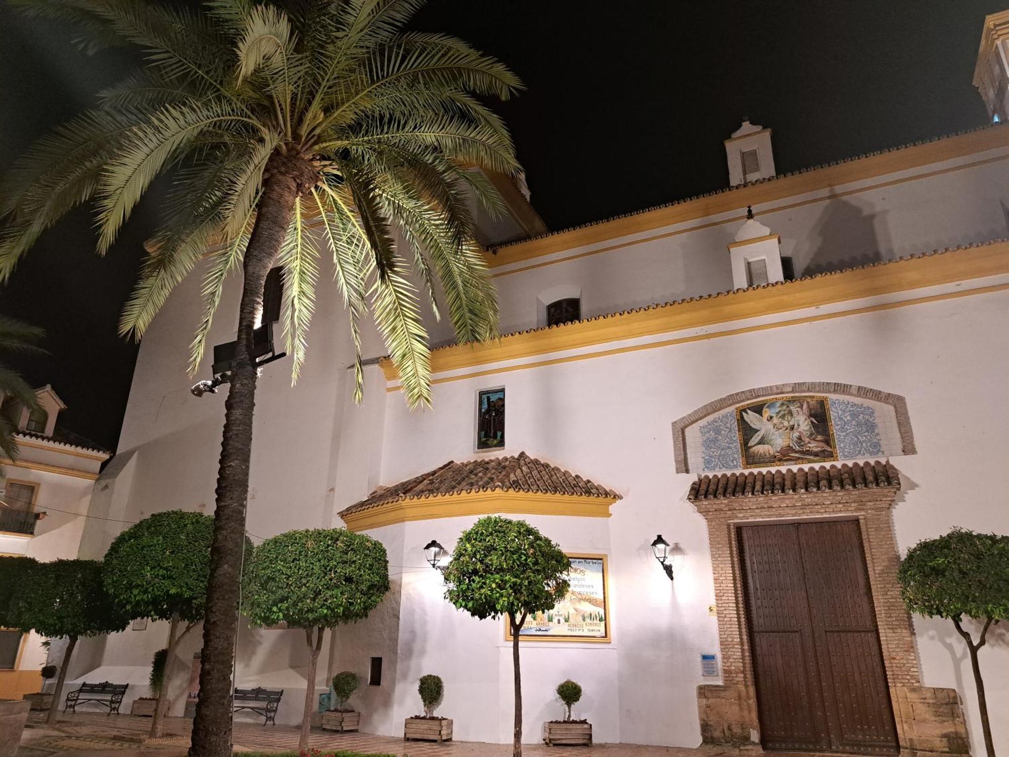 Paradis Au Bord De Marbella